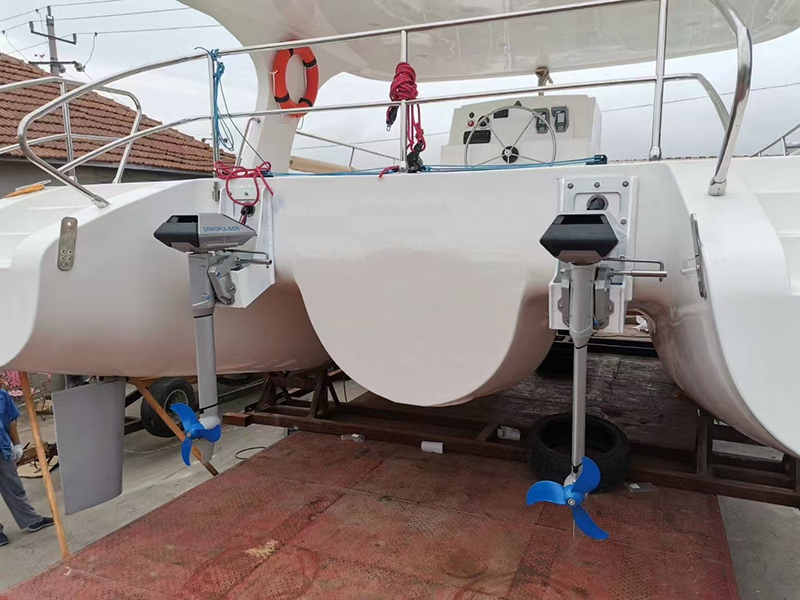 Lawana® 10.28m Sailing Catamaran Kanthi Motor Elektrik: Nggabungake kelestarian lan efektifitas biaya