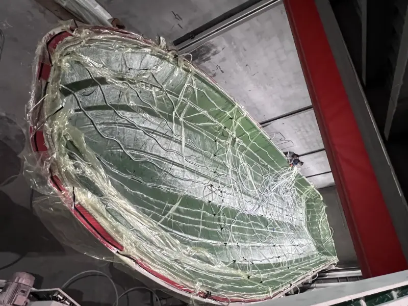 Proses Infus Vakum Lawada® kanggo Lambung Kapal Penumpang 21.8m - Nambah Kekuwatan, Efisiensi, lan Umur Panjang