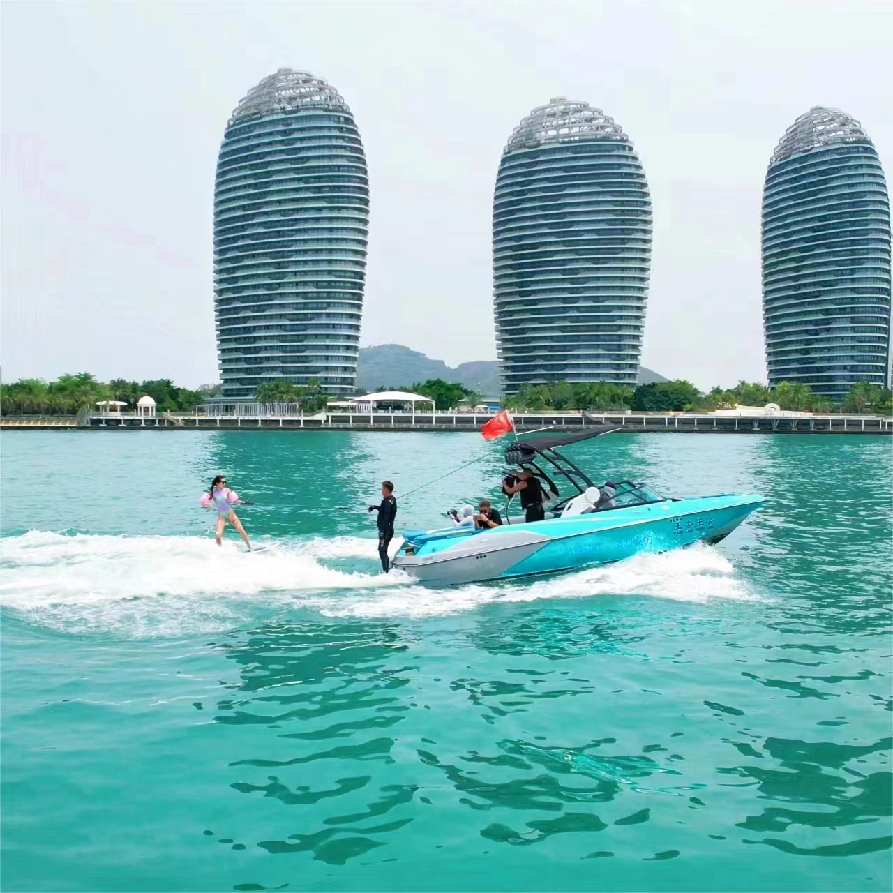 Apa Persis Wakeboard Boat, lan kepiye cara kerjane?